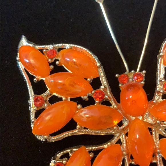 Vintage orange butterfly brooch - Picture 5 of 8